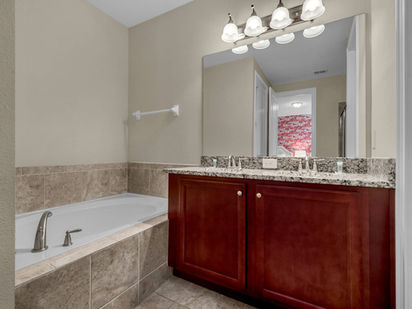 1655759548-bathroom001.jpeg