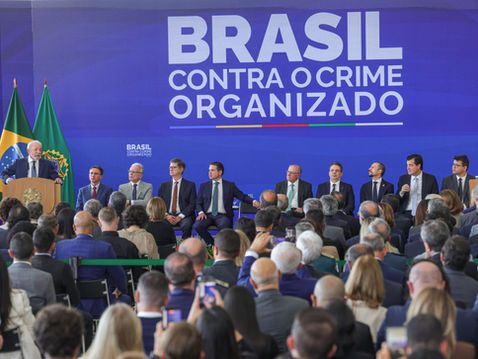 Programa Brasil Contra o Crime Organizado: Mentiram pra você. Eles não querem acabar com o crime organizado.