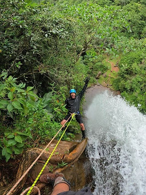 passeio, trilha, cachoeiras, canyons, caiaque duplo, rapel