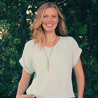 headshot - Antonia Kersting_edited.jpg