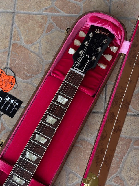 Thumbnail: Guitar photo