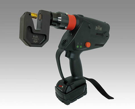 Battery clinching tool