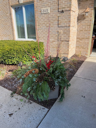 Bokay Flowers Florist in Frankfort, IL. An established florist group offering seasonal, high-grade floral arrangements. We have flower subscriptions, outdoor planter garden designs, event centerpieces, and other professional floral services. Find BoKAY Flowers pre-made arrangements in our floral cooler inside 1N Décor in Downtown Frankfort.