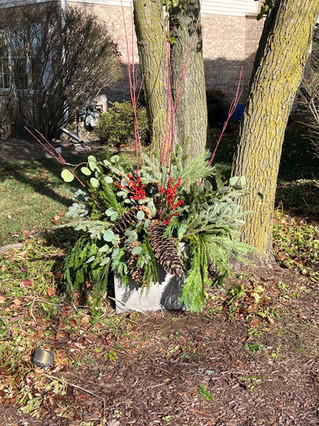 Bokay Flowers Florist in Frankfort, IL. An established florist group offering seasonal, high-grade floral arrangements. We have flower subscriptions, outdoor planter garden designs, event centerpieces, and other professional floral services. Find BoKAY Flowers pre-made arrangements in our floral cooler inside 1N Décor in Downtown Frankfort.