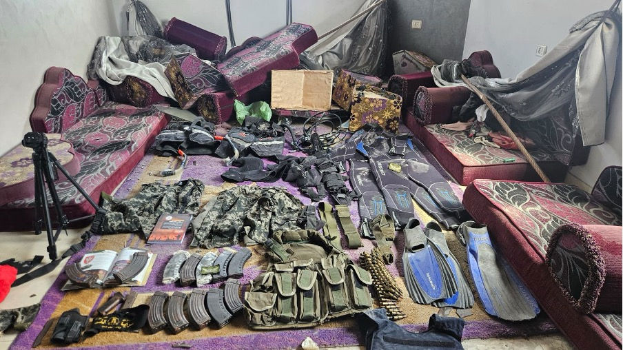 Weapons found by the IDF in a Hamas tunnel in Khan Younis| Source: IDF Spokesperson