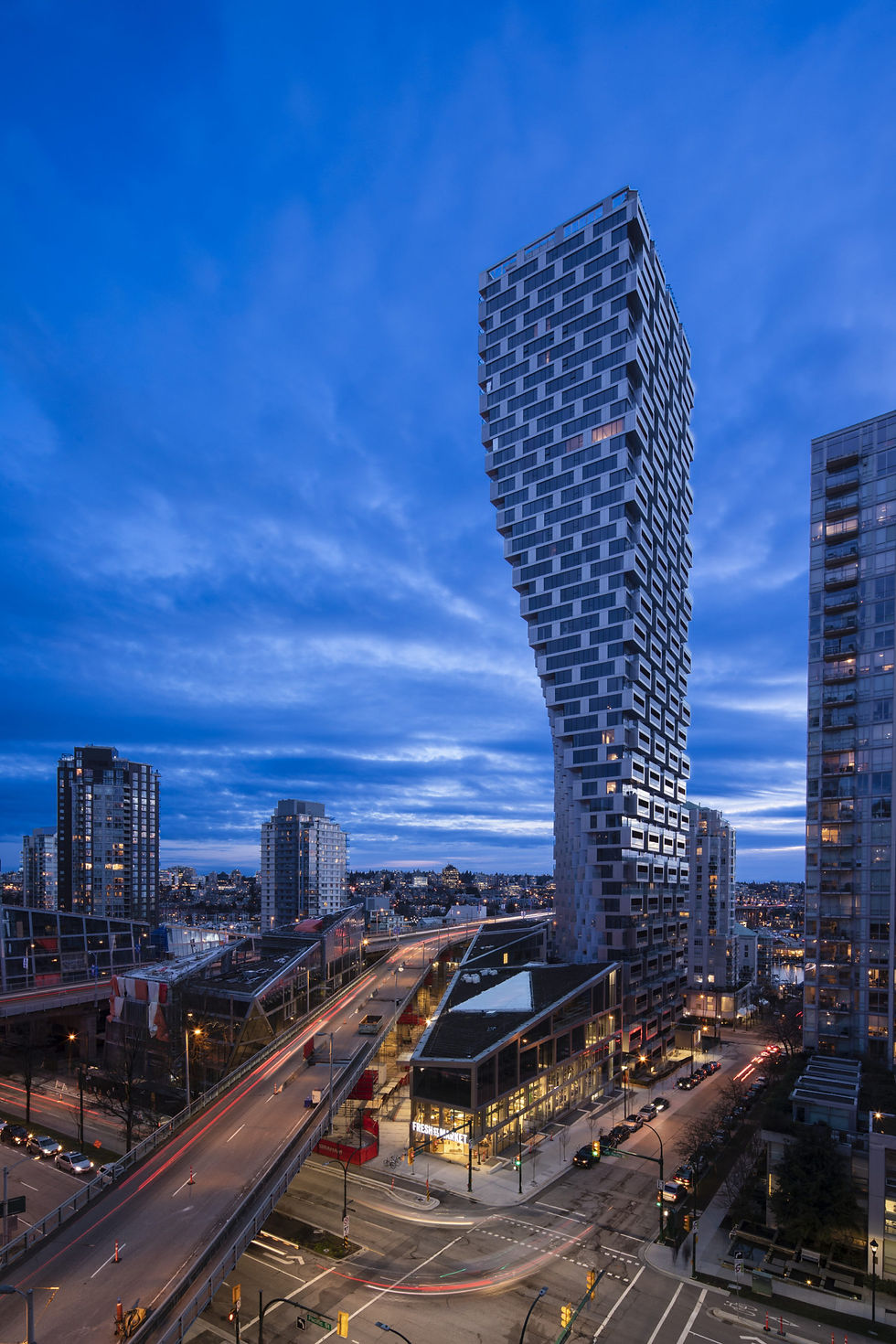 dialog-vancouver-house-web-04.jpg-1733x2600.jpg