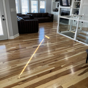 Flooring Wood/Vinyl