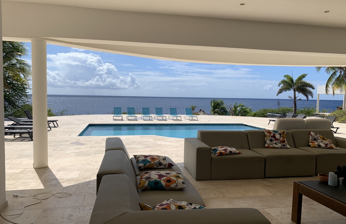 Villa in Coral Estate