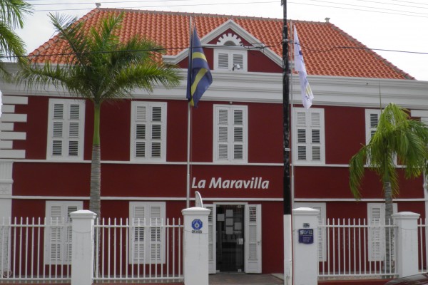 Commercial in Scharloo