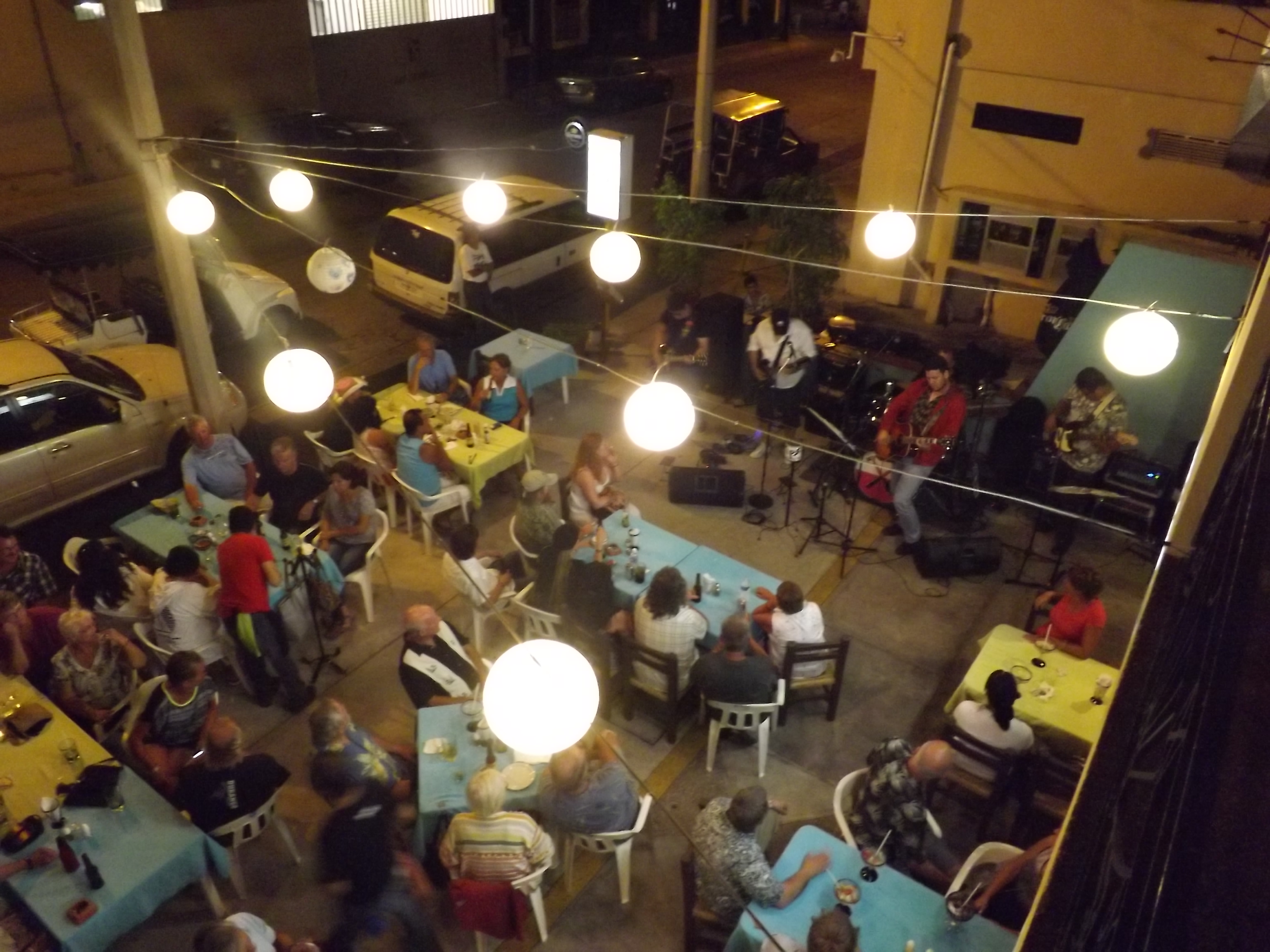 Always a full patio with ZAZ!