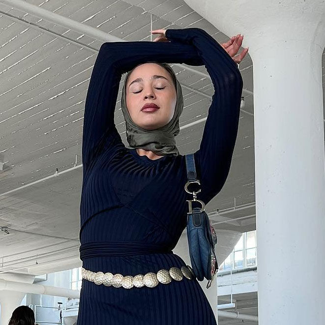 How to Wear a Knit Midi Dress With Ankle Boots