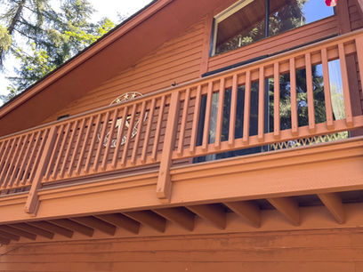Cantileved deck in TimberTech composite