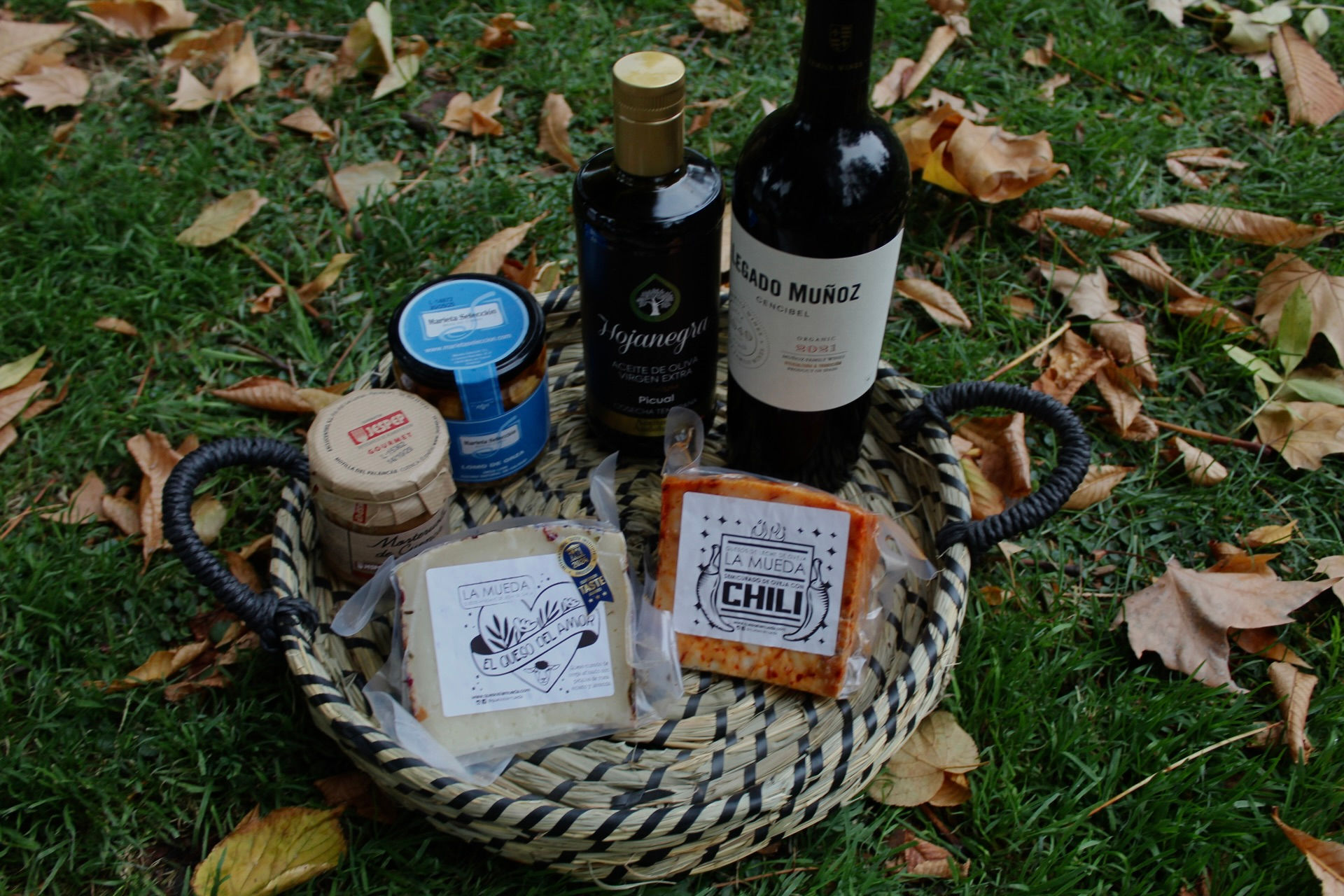 Cesta con nuestros productos