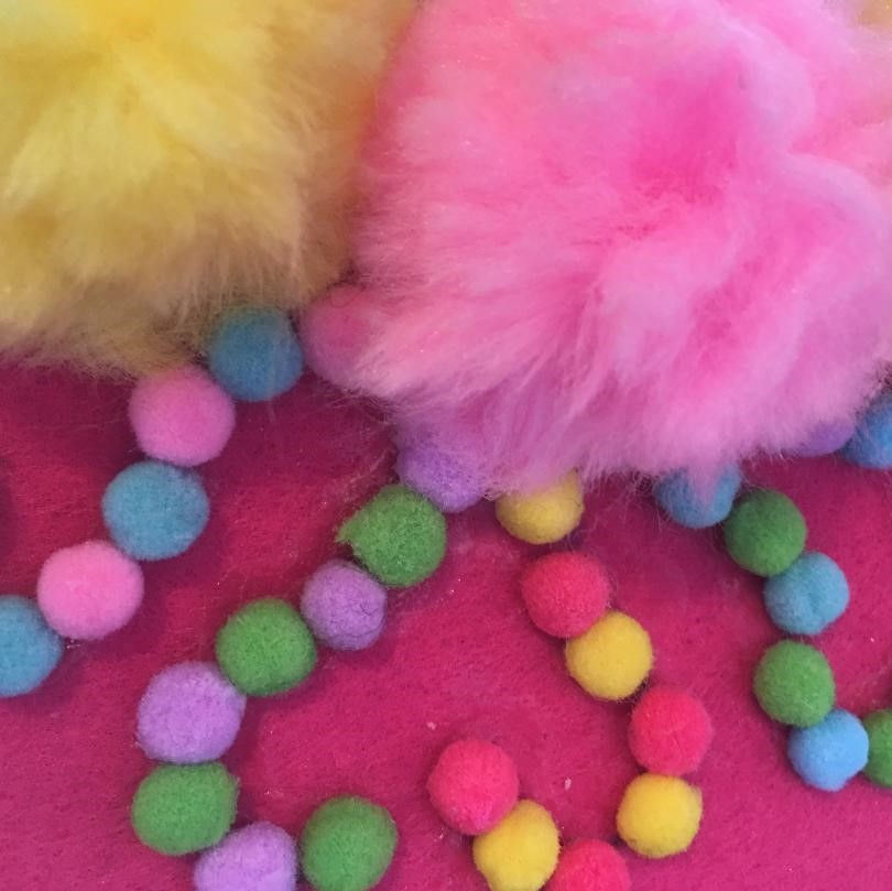 Thumbnail: Unicorn Pom Pom Heart