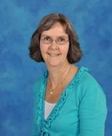 Sharon has 29 years in the field of Early Childhood Education. She taught Kindergarten for 10
years at Arbutus Elementary School before staying home with her children. In 2004 she
returned to the classroom at Mt. Hebron Nursery School where she worked for 19 years
teaching art, 4s, 3s, coordinating Discovery Clubs and doing program and staff support as an
Early Childhood Consultant. Sharon holds both a BA in Early Childhood Education and an MA in
Education from Towson University. Sharon is married and has three daughters that are grown and married. She has two grandsons and two granddaughters. She enjoys spending time with her family, especially her grandchildren, crafts, the beach and reading. Sharon is very excited to be a part of this new opportunity to serve preschool children and their families at Little Oak Nursery School!