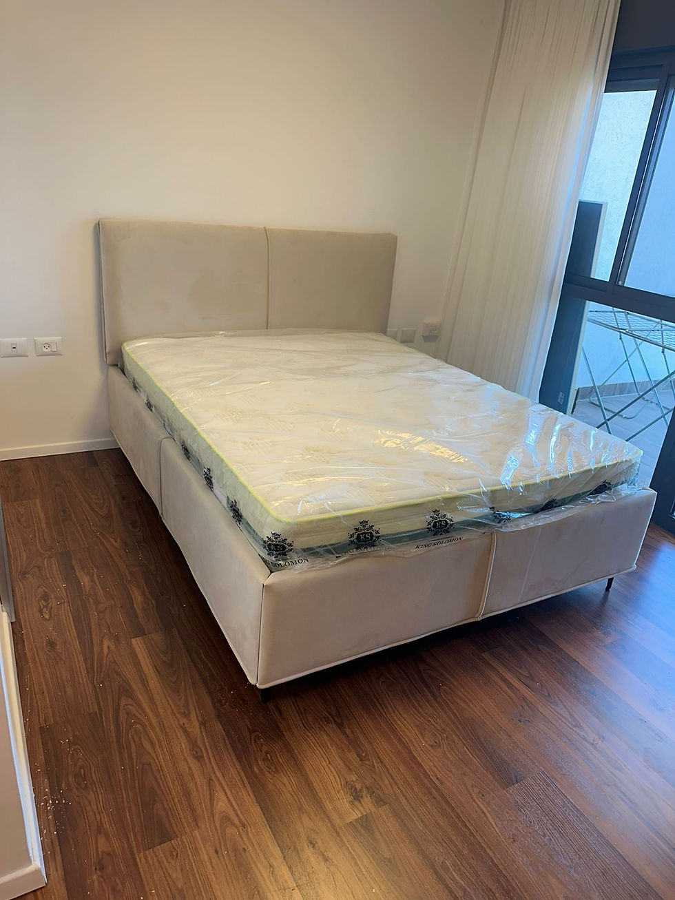 Thumbnail: מיטה יהודית: תפארת