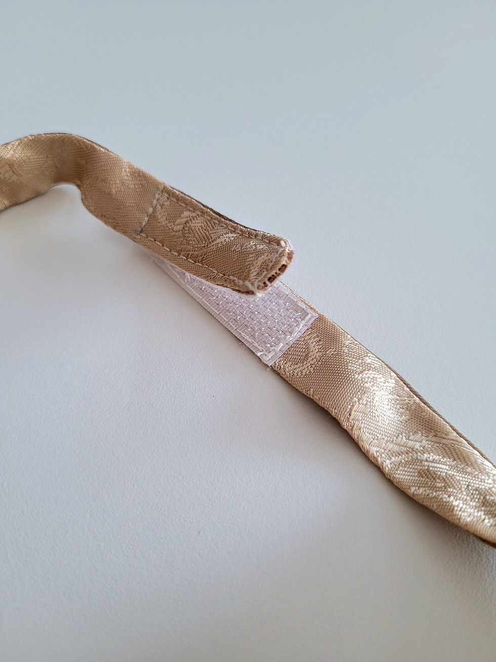 Thumbnail: Cello Bib Beige Paisley