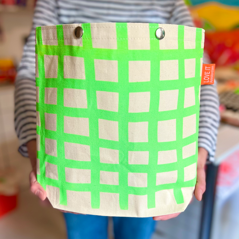 Thumbnail: Snap Bags