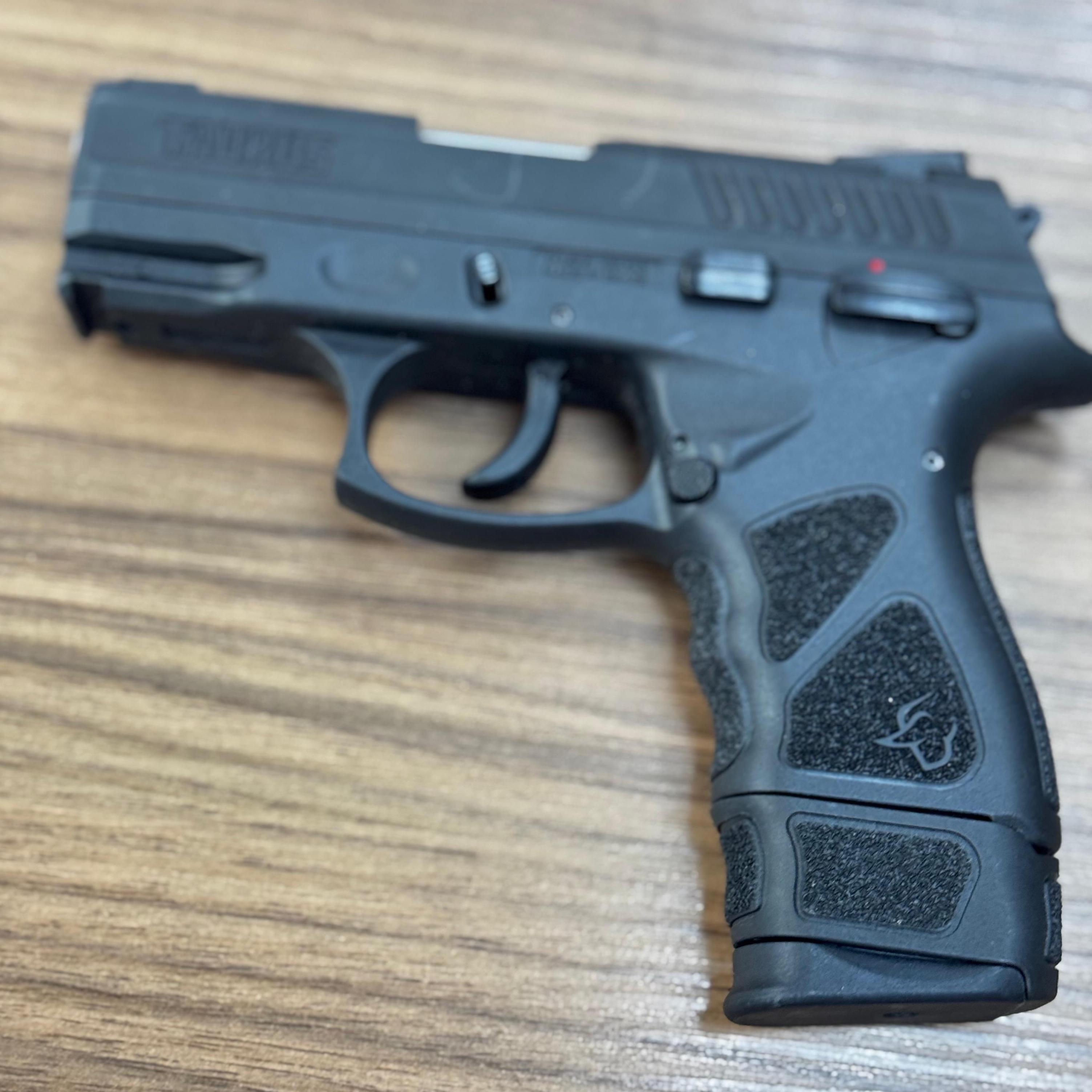 PISTOLA TAURUS TH40C CAL. 40 S&W - cod022