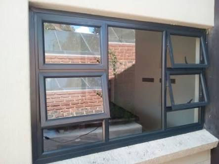 Thumbnail: 2400x1500 Window with 4 vents