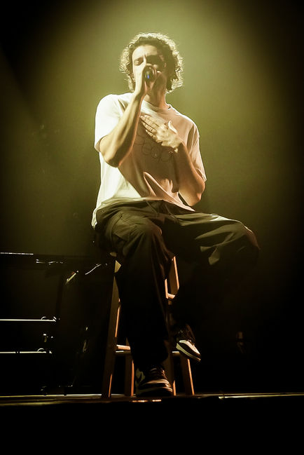 103EF508-E686-49E4-8CD4-52B9648E25B9_1_105_c