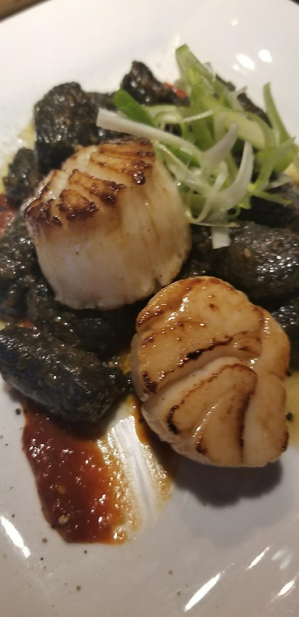 Seared scallop LG.jpeg