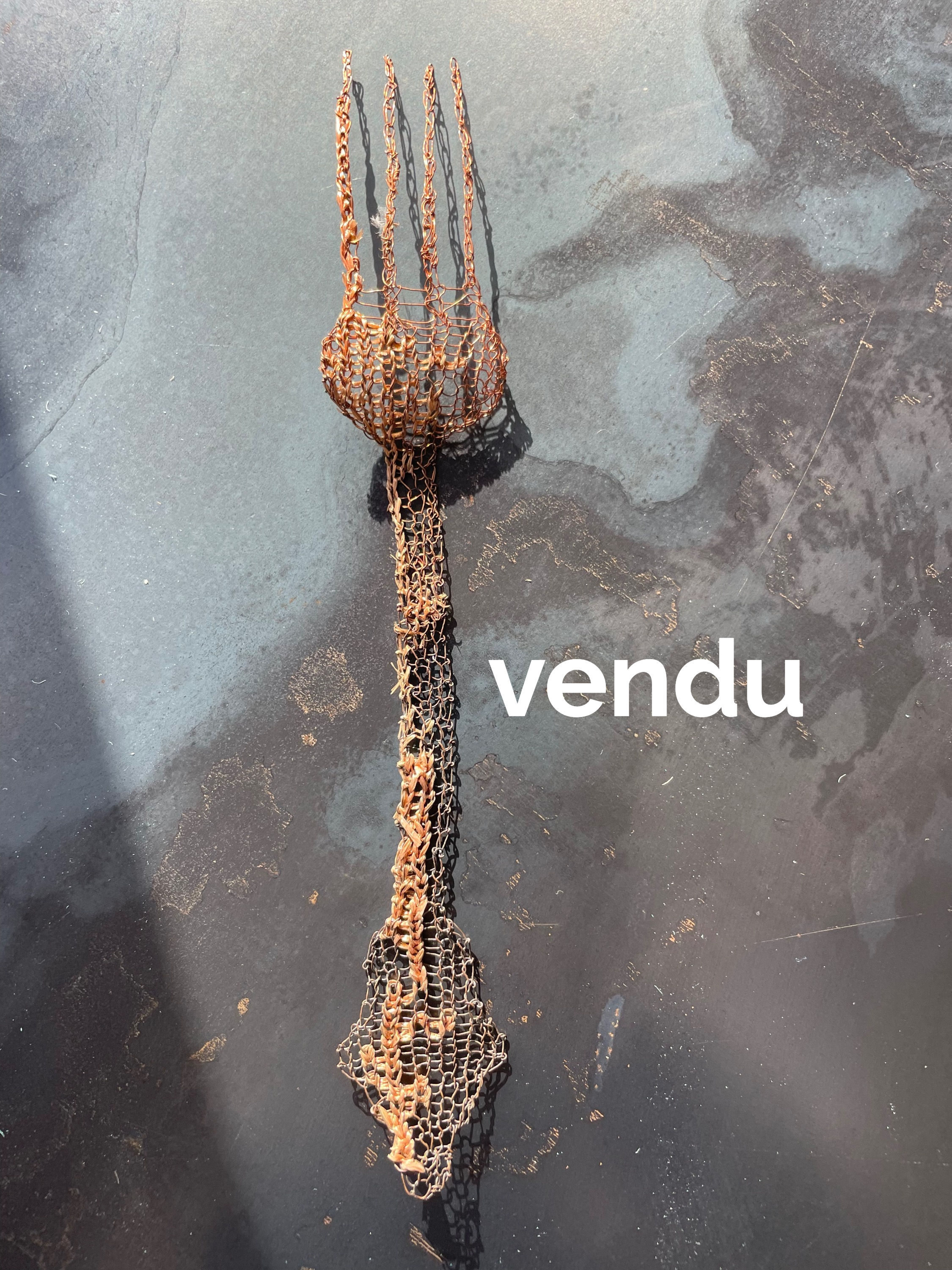 Cyril MAISONNAVE  - fourchette  cuillère fil de cuivre , racine de lin