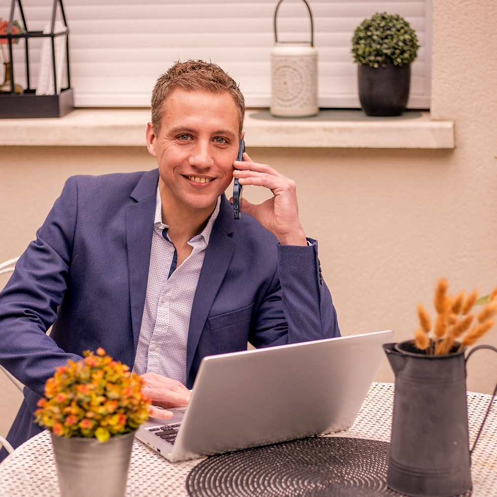 Portrait professionnel de Nicolas Delarue, agent commercial en immobilier dans le Loir-et-Cher