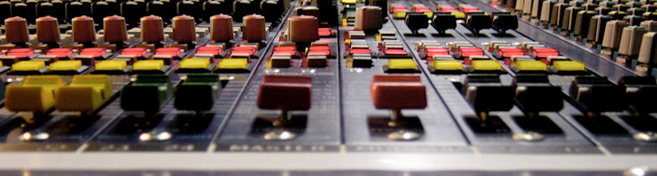 mixing consolerv