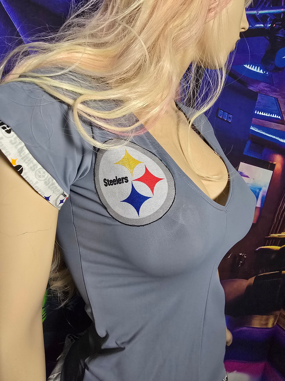 Thumbnail: Steal the show