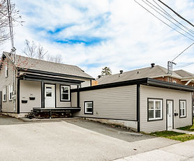 Triplex 100% vacant