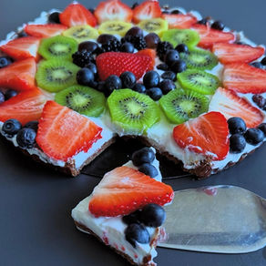 Healthy Breakfast Fruit Tart Recipe (No Bake, No Sugar)