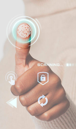 mujer-escaneando-huellas-dactilares-con-tecnologia-inteligente-de-interfaz-futurista.jpg