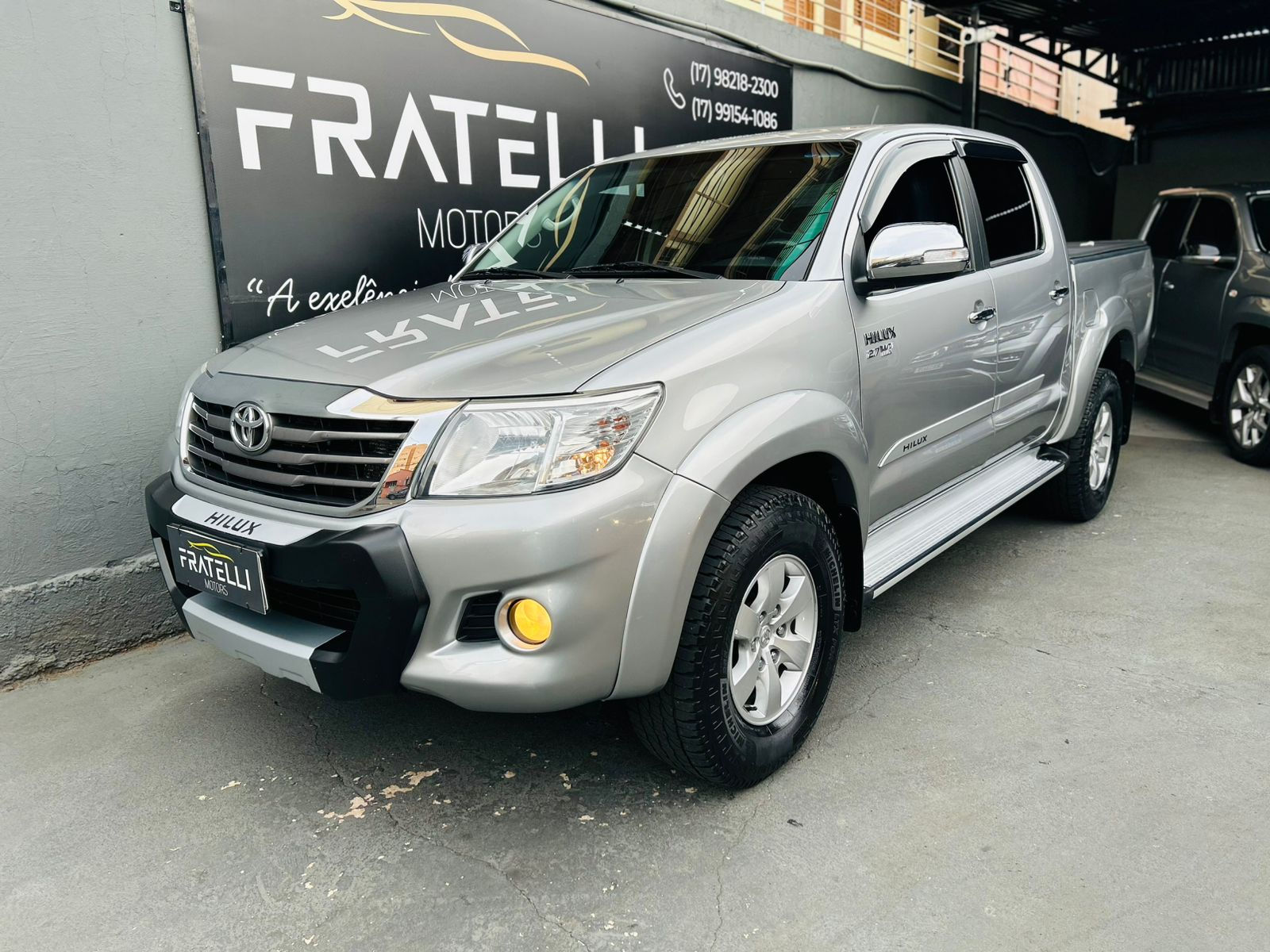 Hilux 2.7 SRV 4x2 - Automática - 2015