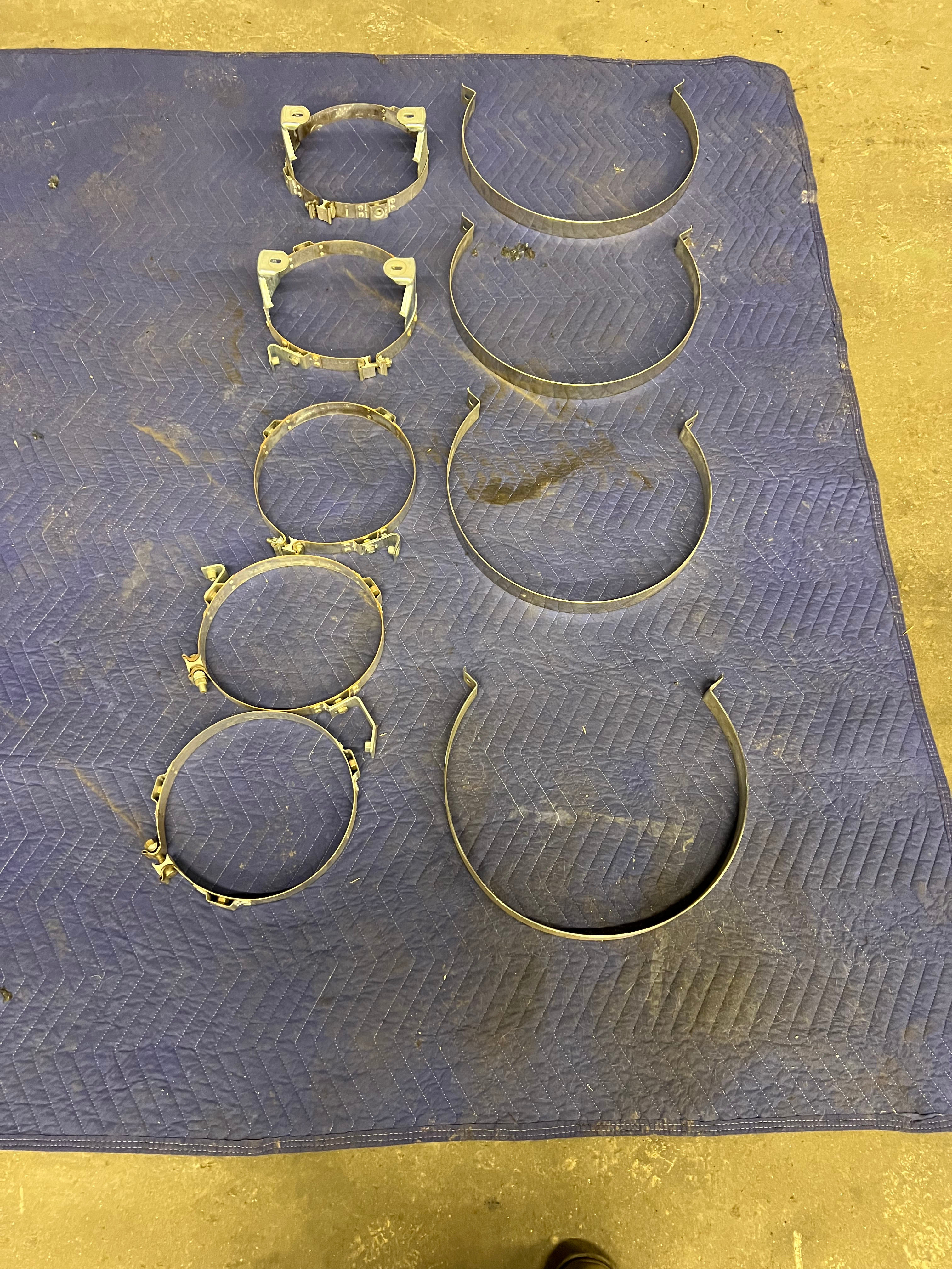Peterbilt 379 Air Filter Bracket Kit (New)