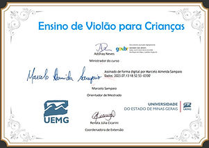 UEMG Ensino de violão para crianças.JPG