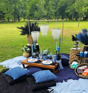 luxury, picnic, boho, pampas grass, roses, Dallas, TX, brunch, candlelit dinner, luxury picnic, Dallas florist, Florist, Dried flowers