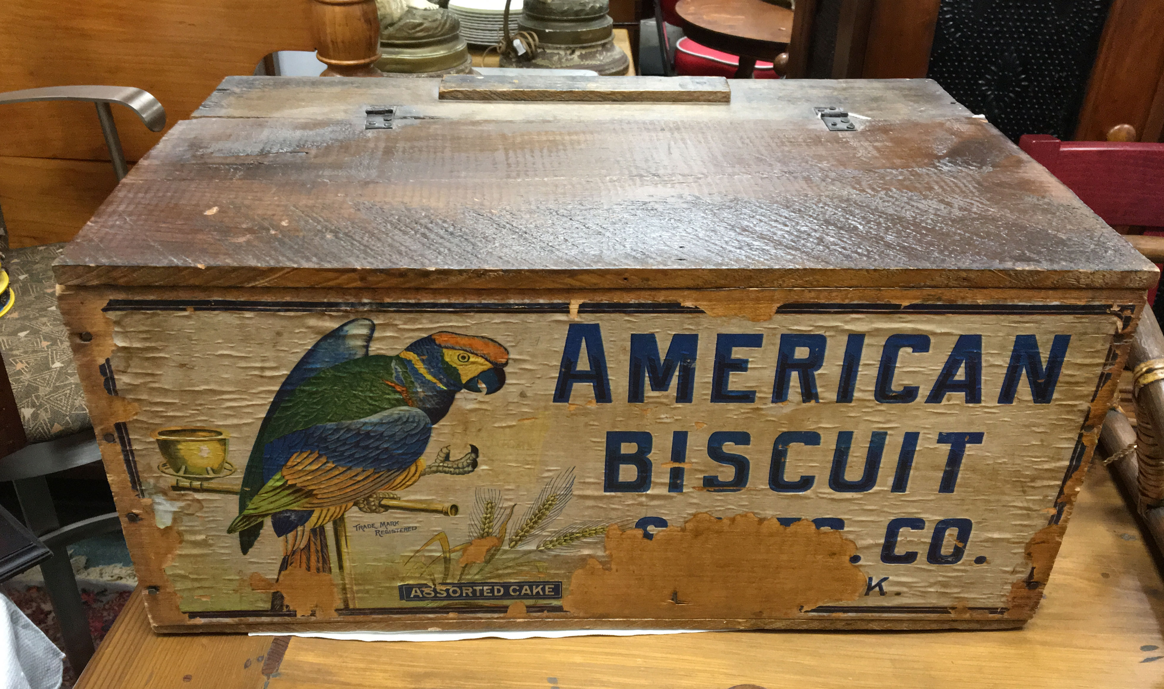AMERICAN BISCUIT & MFG. CO. WOOD CRATE.