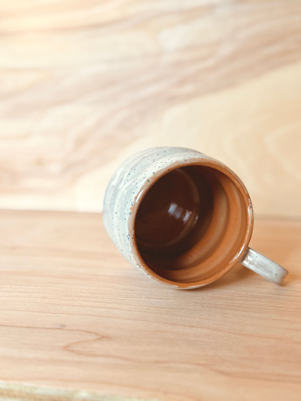 Thumbnail: Wavy Handle Mug