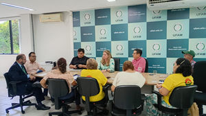 Diálogo com a Reitoria garante avanço em mesa de negociação permanente entre SINTESAM e UFAM
