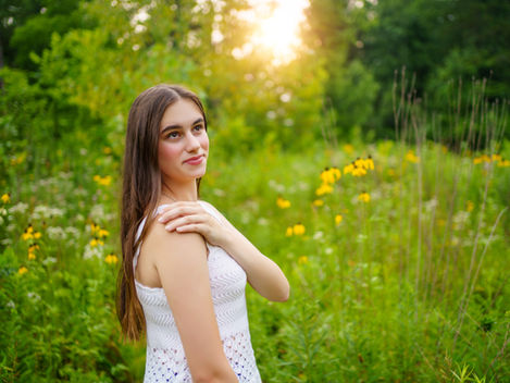 Flower Field Senior Session | Cleveland Senior Photographer