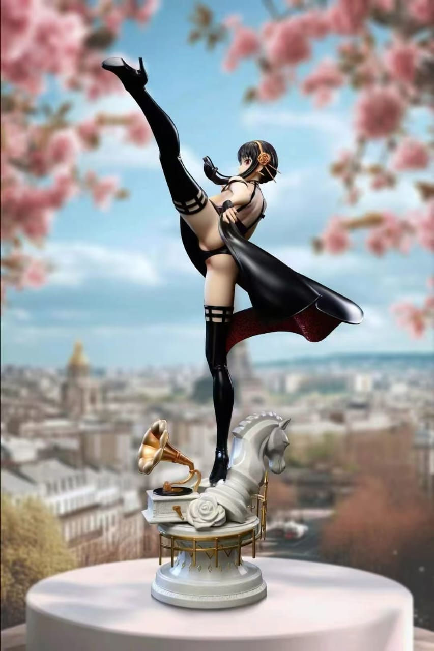 Thumbnail: Xpic Studio - 1/4th Chun Li & Yor Forger GK Resin Statues