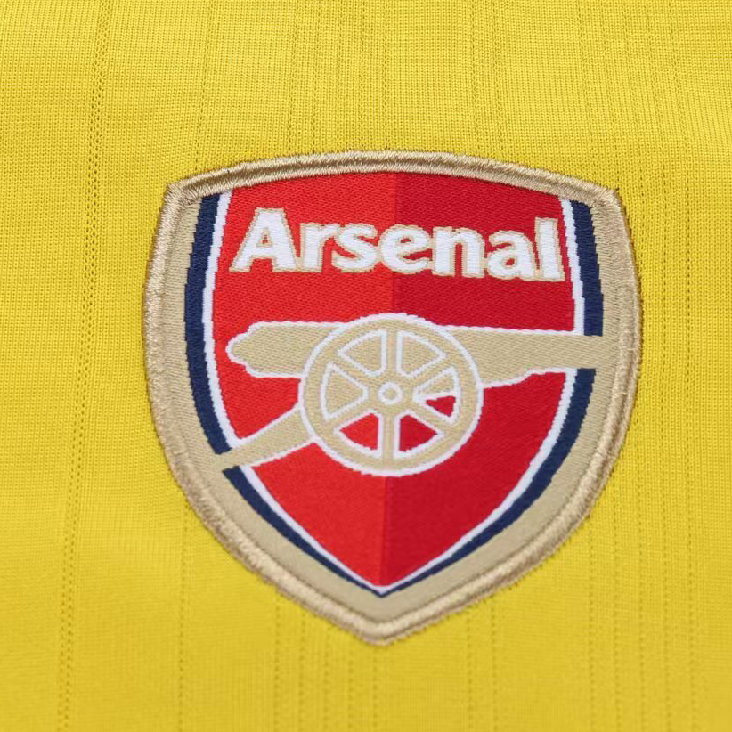 Thumbnail: Youth Arsenal 2005-06 Away Kit