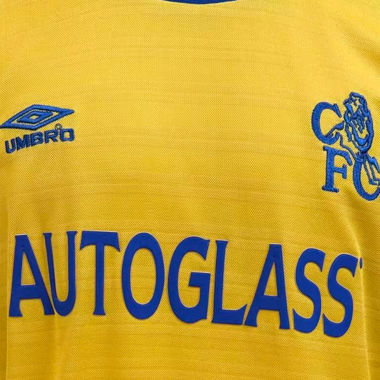 Thumbnail: Chelsea 2000-02 Third Jersey