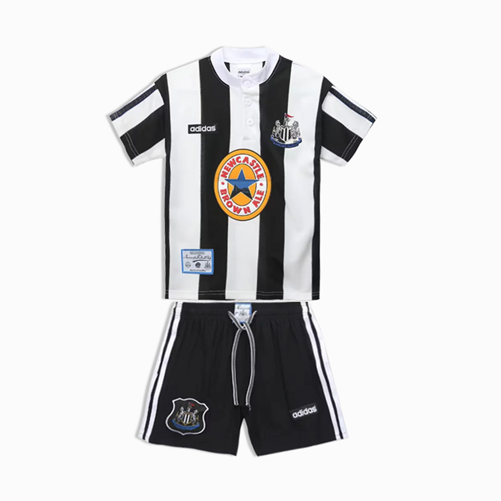 Junior Newcastle United 1995-97 Home Kit Pro