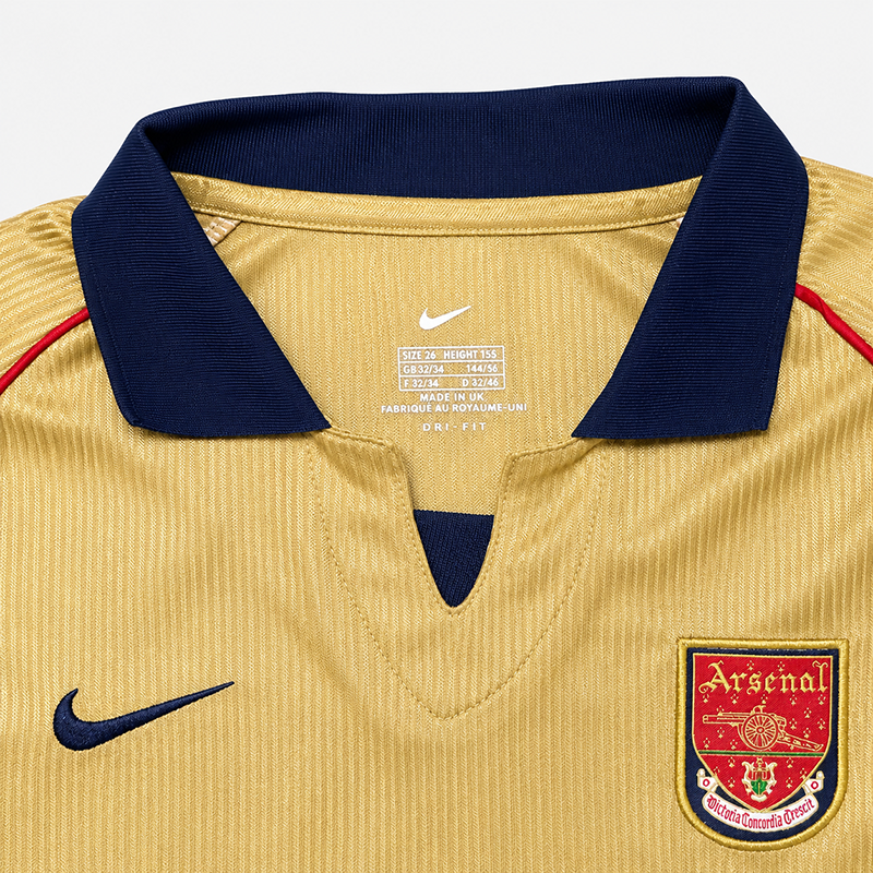 Thumbnail: Youth Arsenal 2001-02 Away Kit