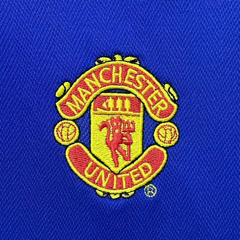 Thumbnail: Man United 2005-06 Away Jersey
