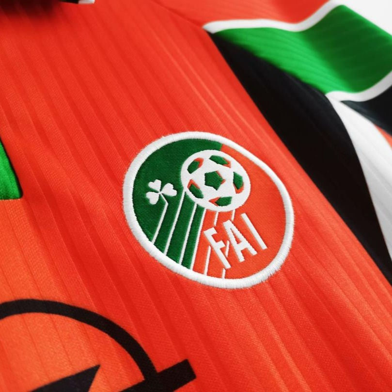 Thumbnail: Ireland 1997-98 Away Jersey