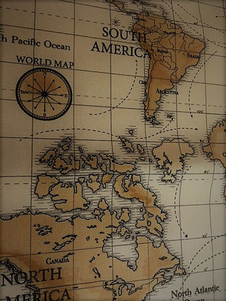 世界地図がデザインされたカーテン生地入荷