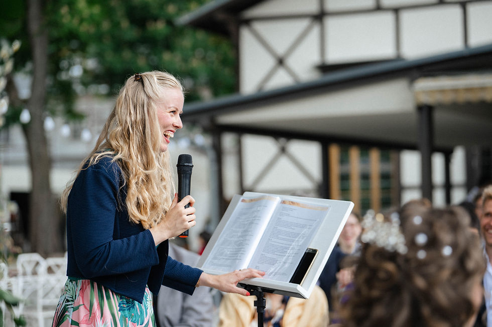 Hochzeitsrednerin Laura Twachtmann | © Lucas Adrian
